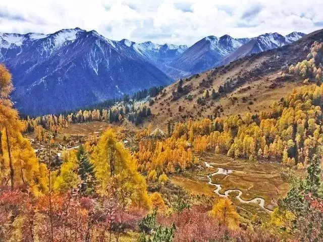 四姑娘山旁風景,景色不輸九寨溝、稻城亞丁!美醉成仙,未商業化