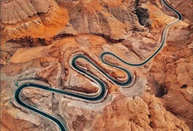 請接受全世界海拔最高公路發出的入藏挑戰!出發!