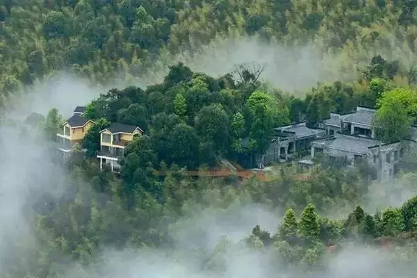 這座贛南小城,私藏了幾百座豪宅!沒有婺源有名卻低調了千年!