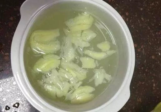 反復咳嗽,喉嚨有痰難入睡?一片葉子熬碗水,再不復發(秒轉)