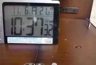 每次打掃後隔沒幾天又有灰塵?教你一招!在水裡加幾滴「這個」,灰塵不再附著在傢俱...神到我已經跪地!
