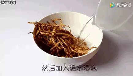 五星級大廚2分鐘快速泡發香菇、木耳、腐竹!簡單實用,快收藏!