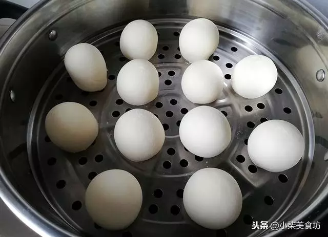 教你做手工饅頭,掌握了2個訣竅,不塌陷,不變形,暄軟有嚼勁