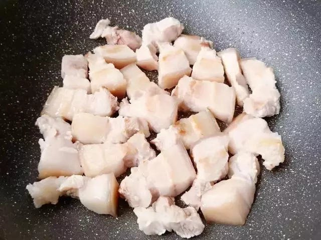 電飯煲做紅燒肉,第一次就成功