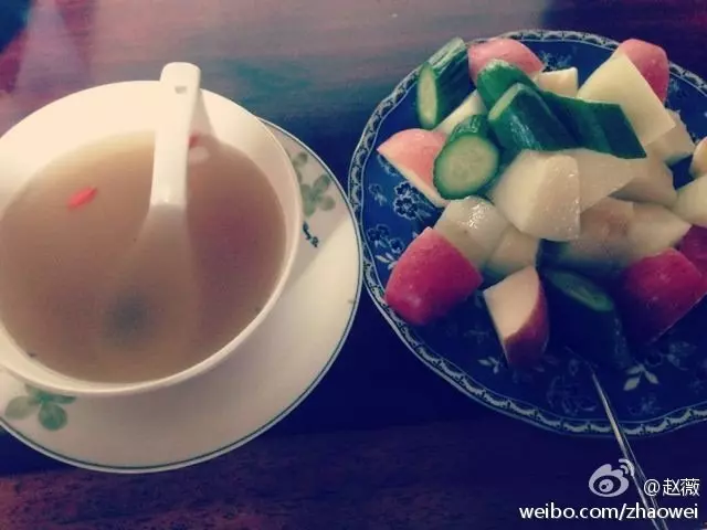42歲趙薇「1個月狂甩12kg」姣好身材宛若少女!堅持「飲食四大原則」大媽變回女神秘訣曝光