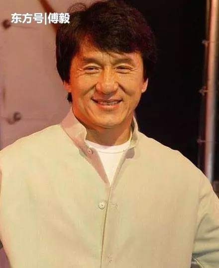 沒有對比就沒有傷害,古天樂和成龍為啥對待女明星的差別這麼大!