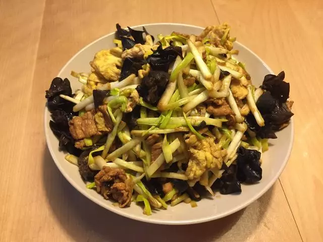 好吃不膩的9道蒜黃做法,一次學會,做法簡單,不拿吃虧了!