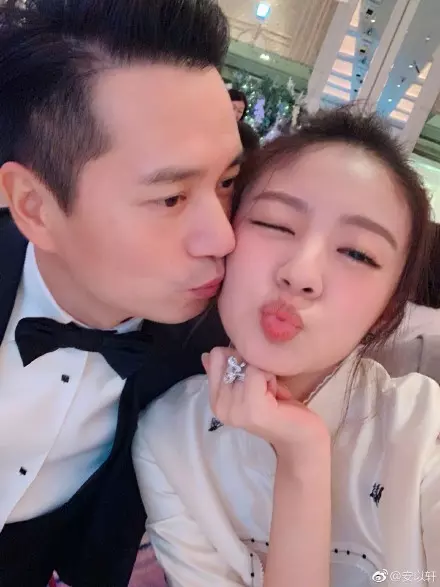懷上豬寶寶?安以軒參加婚禮「挺凸肚飄孕味」:好幸福❤ 網樂喊「恭喜當媽媽」她親自回應了