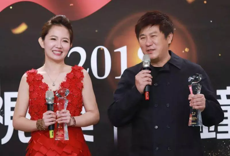 跟進費玉清?胡瓜自爆「將離開演藝圈」小禎也贊成 手擁4節目卻不想待:「一個個慢慢退掉」
