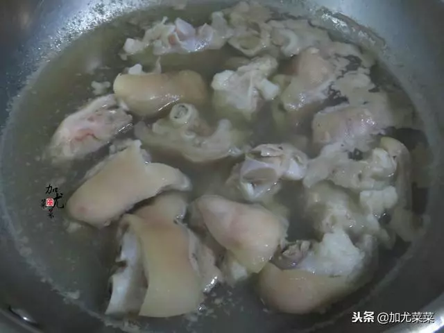 豬腳姜這道菜,要屬廣東人最會吃,冬天臉色紅潤,女人要多吃點