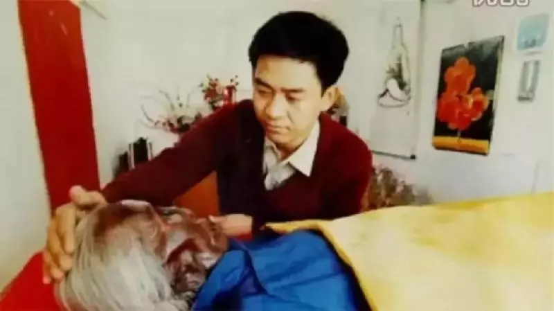 她從小信佛,治病救人,臨終5句遺訓,死後竟預言成真,驚現祥瑞