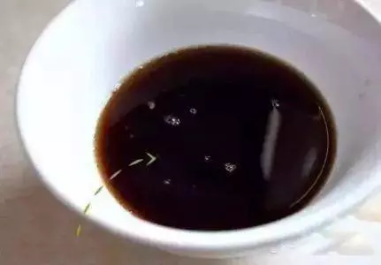 黃金戴久了會發黑?教你一招,讓它亮潔如新別再傻傻去首飾店了