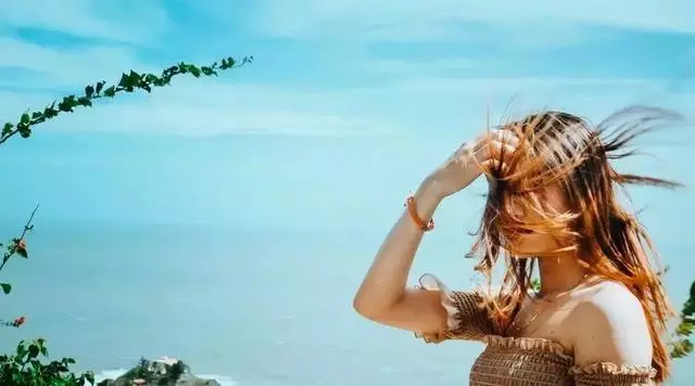 人生過半,學會看開;心已獨立,學會看遠