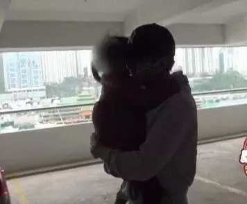 楊冪離婚4歲女兒首露面⚡ 被問"媽媽"時她「瞬間反應」惹心疼~