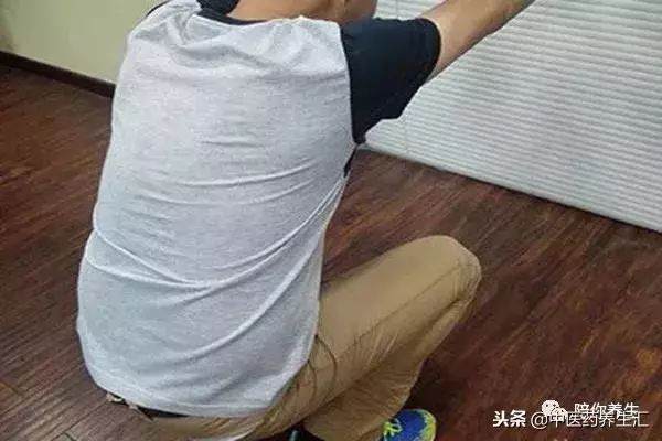 每天深蹲5分鐘勝過慢走一小時多堅持身體會收穫5大喜事