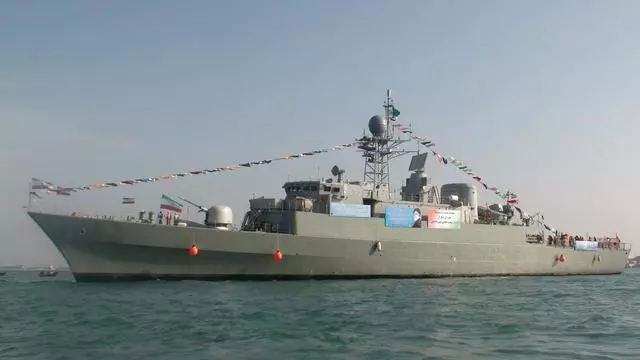 伊朗打響反擊第一槍:大批軍艦已經準備就緒,將進軍美國家門口!