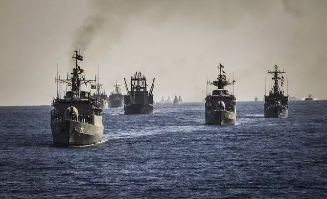 伊朗打響反擊第一槍:大批軍艦已經準備就緒,將進軍美國家門口!