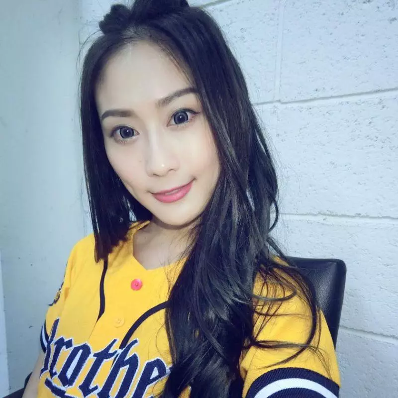 中華職棒/曝光!陳太太崩潰了 陳傑憲女友竟是她
