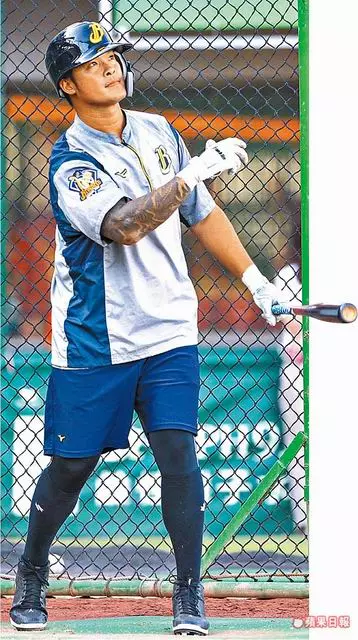林智勝扣薪談判 21日最後期限 |