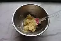 13款年餅的詳細做法【草莓醬曲奇餅乾~玉米脆片~南洋風味 - 炸花生餅~風車香酥餅乾~金桶牛油黃梨卷