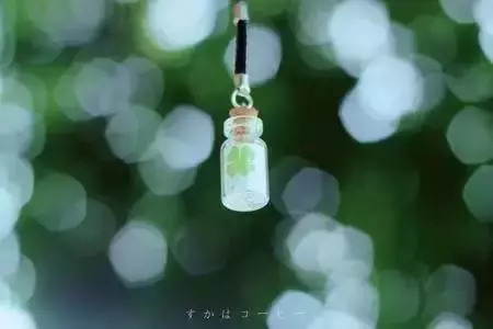 一個人走,一個人睡,一個人想,一個人承受