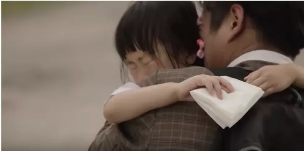 「爸爸是騙子!」小女孩在作文中爆料她的爸爸總是欺騙她,然而真相卻是......!