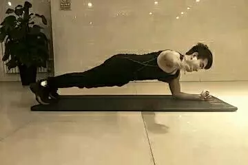 糖尿病患者學會這個動作,隨時隨地都可以降血糖