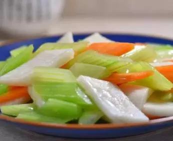 香噴下飯的19道芹菜做法,看著就很下飯,別吃撐了!