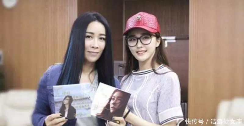 隱瞞丈夫上好聲音 對外稱自己單身,走紅後迅速離婚如今身家30億!