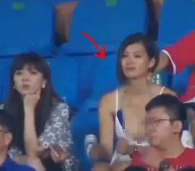LAMIGO女球迷非常吸睛!又讓人看到心癢癢… 網加碼「背面照」:這個太銷魂!
