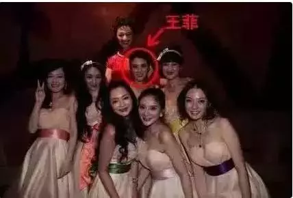 27歲一夜成名,結婚時王菲給她當伴娘,如今44歲掌管半個娛樂圈!