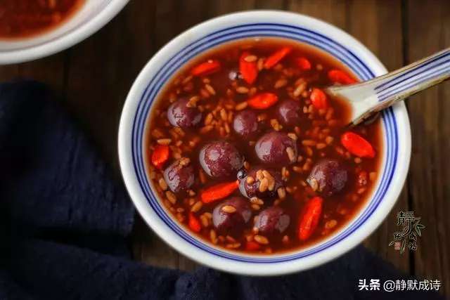 聰明女人冬天這麼吃,手腳暖,氣色好,那幾天也不會痛