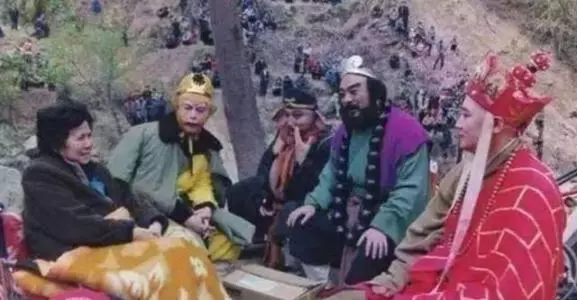 以前拍戲有多苦,《西遊記》就一部攝像機,看看小白龍的龍形