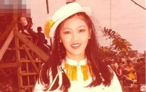 英拉真實身份竟暗藏大秘密