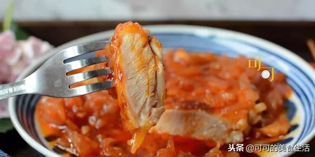 這大概是最好吃的雞腿做法,肉嫩多汁,酸甜可口,拌米飯太香