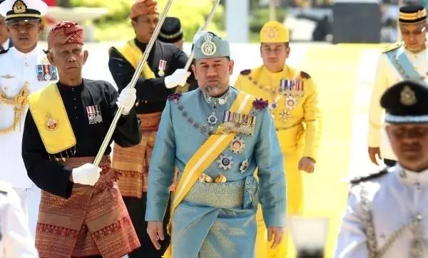 【史上第一位退位的Agong!】你不知道關於國家元首『莫哈末五世』的9件事!曾經迎娶泰國女子!