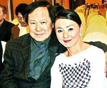 15歲出道的霸王花,和義子偷吃被捉姦在床,今52歲過成這樣!