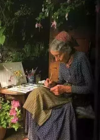 給子女留財產,就是在給他們『添麻煩』。50歲以後,請學會富養自己