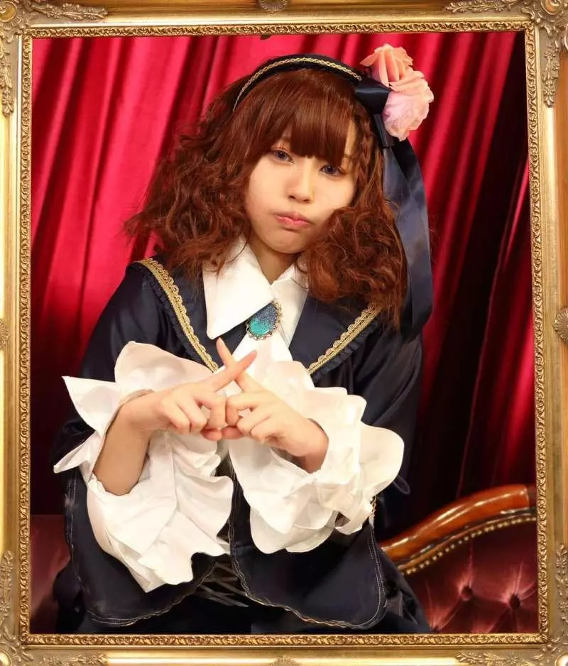 日本網友自爆「唯美Cosplay照片幕後花絮」 超尷尬畫面笑到網友噴飯