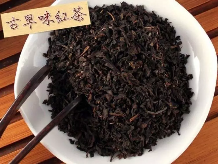 古早味紅茶一點都不古早!根本一堆化學式的「香料便宜茶!」...古早味已淪為形容詞!
