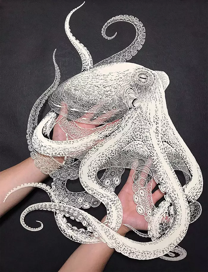 日本媽媽的剪紙作品太神了 年度大作「海章魚」宛如吹彈可破的肌膚