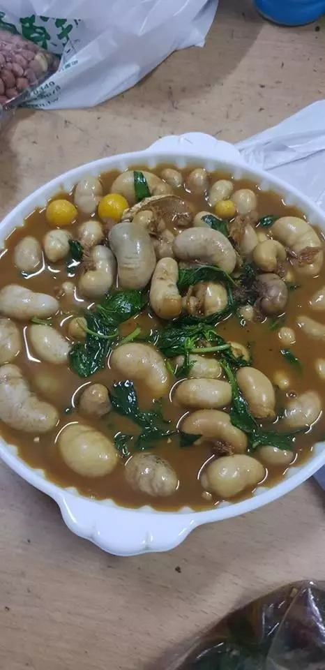 這餐很超值!好友請吃飯...咬開肉包驚見「5大包子孫袋」網全看傻:吃完見佛祖