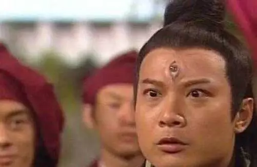 錢小豪錢嘉樂親兄弟, 一個陷醜聞至今未紅, 一個金馬獎家庭幸福!