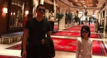 網曝李亞鵬已秘密結婚, 神秘女子為其產下雙胞胎!