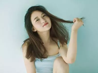 大嫂因為家裡裝修住進我家,半夜我聽到異響,老公讓我別聲張