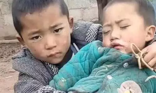 9歲男孩幾天不上學,老師去家裡發現,他已是一個孩子的「爸爸」