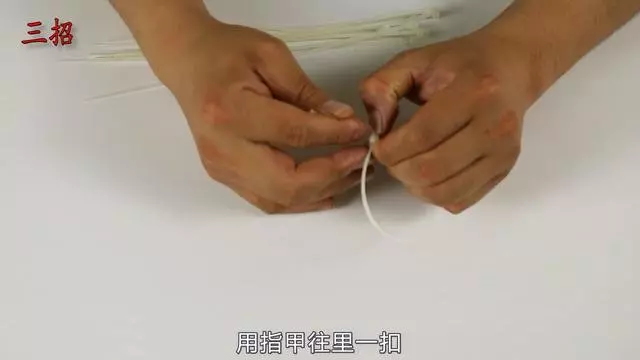 才知道拆開扎帶這麼簡單,不用剪斷,一秒就能打開,太方便了