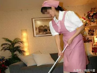 趁老婆回娘家,我去保姆房間,隔天醒來看到身邊的人,我徹底蒙圈