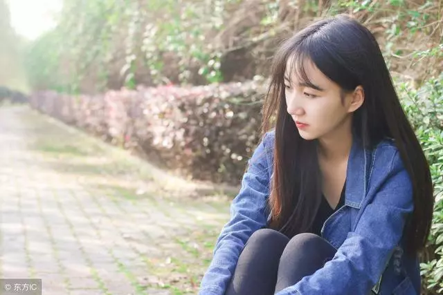 「婆婆,等你老了以後,我會贍養你,但是三條家規你得遵守」