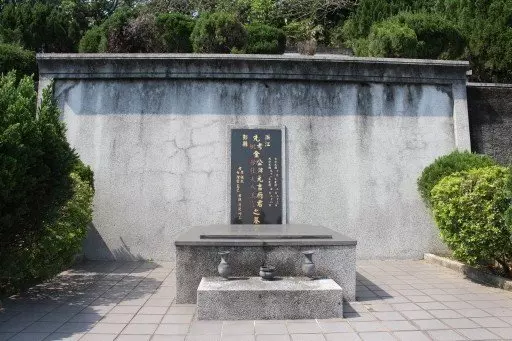 閨密一封電報… 京劇「冬皇」情定杜月笙 意外長眠台灣